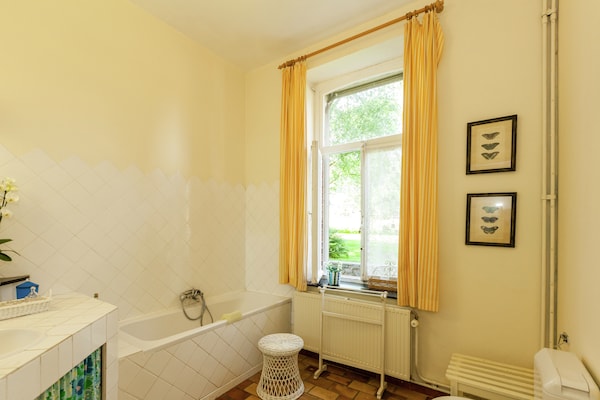 Foto van Charmant gezinshuis in de Ardennen met tuin - Vakantiehuis in Comblain-La-Tour - BathRoom