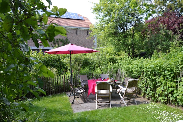 Foto van Elegant verblijf, Comblain-Fairon - Vakantiehuis in Comblain-Fairon - TerraceBalcony