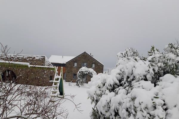 Foto van Charmante Ardennen-uitstap - Vakantiehuis in Stoumont - ExteriorWinter