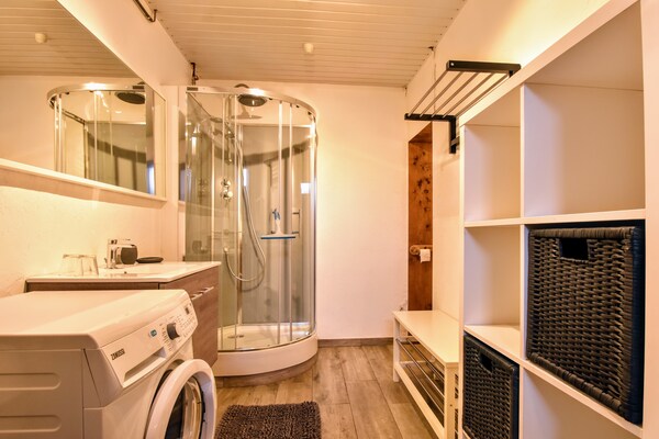Foto van Luxe Poolvilla in Goesnes - Vakantiehuis in Goesnes - BathRoom