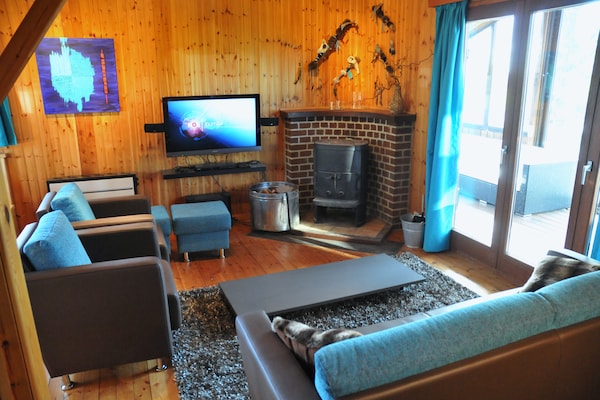Foto van Chalet in Durbuy met Jacuzzi & Tuin - Vakantiehuis in Somme-Leuze - LivingRoom