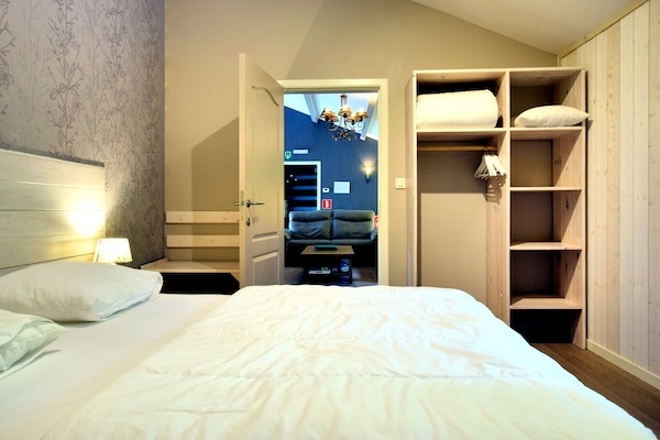 Foto van Luxe chalet in Beauraing met 2 sauna's - Vakantiehuis in Beauraing - BedRoom