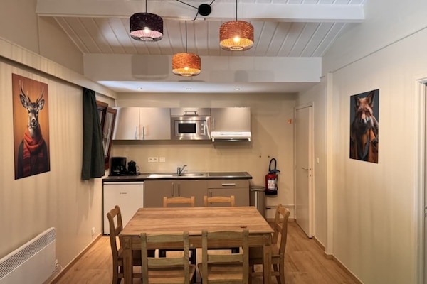 Foto van Boschalet in Namen - Vakantiehuis in Oignies-en-Thierache - DiningRoom