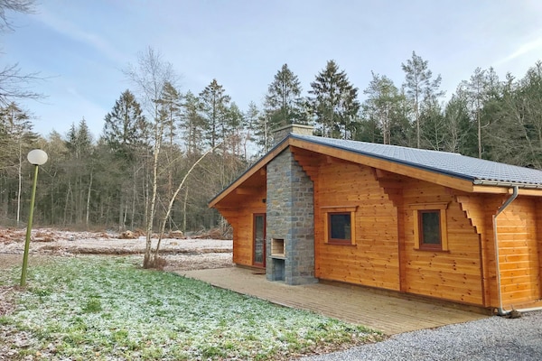 Foto van Chalet in Oignies met BBQ en Terras - Vakantiehuis in Oignies en Thiérache - ExteriorSummer