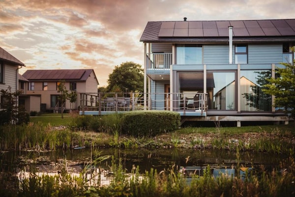 Foto van Elegante villa voor 8 gasten - Vakantiehuis in Boussu-lez-Walcourt - ExteriorSummer