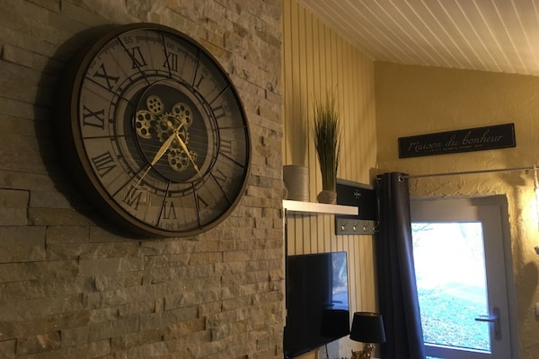 Foto van Bungalow in Virton bij Vallée de Rabais Meer - Vakantiehuis in Virton - LivingRoom