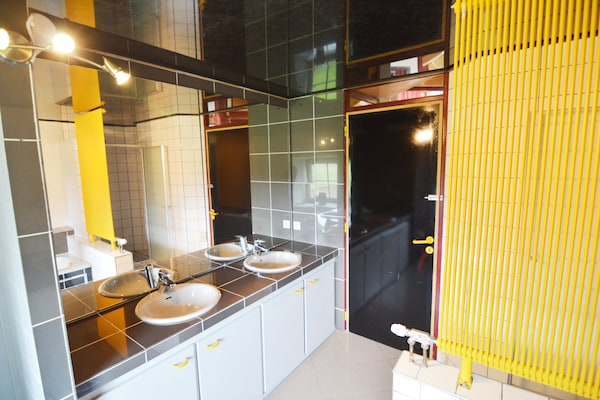 Foto van Luxe boerderij in Rondu Luxemburg - Vakantiehuis in Libramont - BathRoom