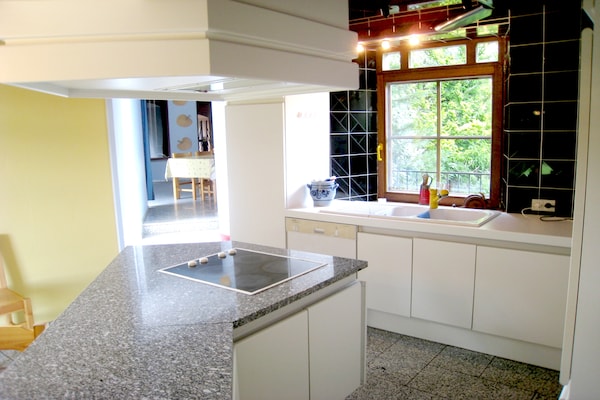 Foto van Luxe boerderij in Rondu Luxemburg - Vakantiehuis in Libramont - Kitchen