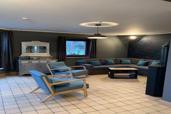Foto van Elegant familieverblijf, Wallonië - Vakantiehuis in Bertrix - LivingRoom
