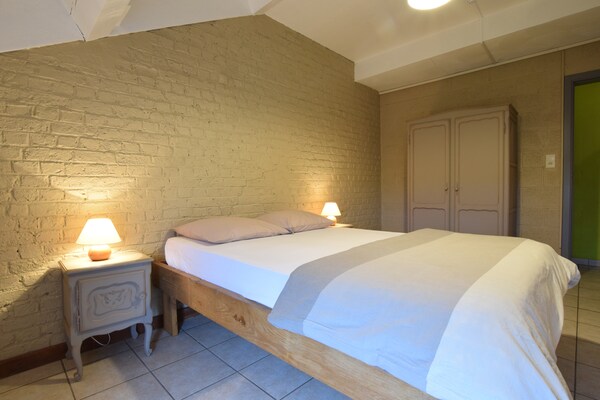 Foto van Een goed ingerichte en comfortabele gîte - Vakantiehuis in Roy - BedRoom