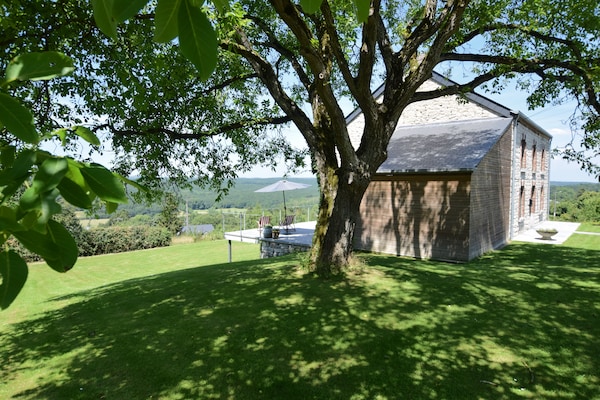 Foto van Vakantiehuis in Humain met BBQ & Uitzicht - Vakantiehuis in Humain - GardenSummer