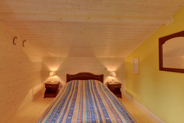Foto van Luxe chalet met sauna in het bos - Vakantiehuis in Barvaux - BedRoom
