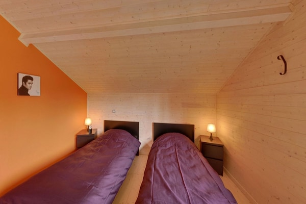 Foto van Luxe chalet met sauna in het bos - Vakantiehuis in Barvaux - BedRoom