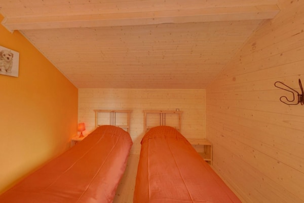 Foto van Luxe chalet met sauna in het bos - Vakantiehuis in Barvaux - BedRoom