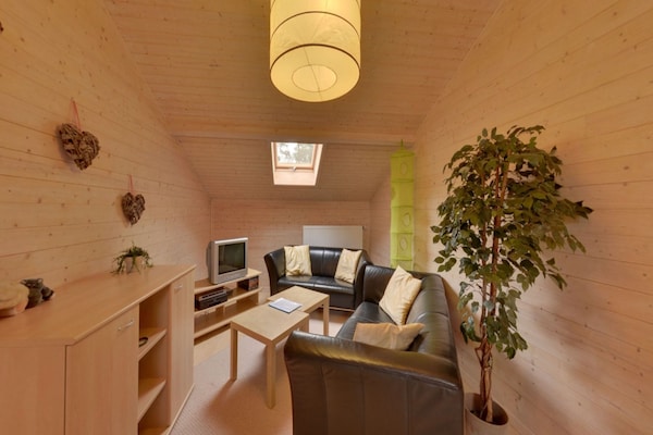 Foto van Luxe chalet met sauna in het bos - Vakantiehuis in Barvaux - LivingRoom