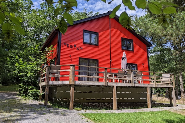 Foto van Luxe chalet met sauna in het bos nabij - Vakantiehuis in Barvaux - ExteriorSummer