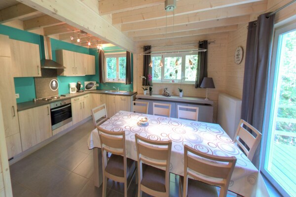 Foto van Luxe chalet met sauna in het bos nabij - Vakantiehuis in Barvaux - Kitchen