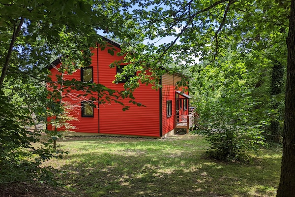Foto van Luxe chalet met sauna in het bos nabij - Vakantiehuis in Barvaux - ExteriorSummer
