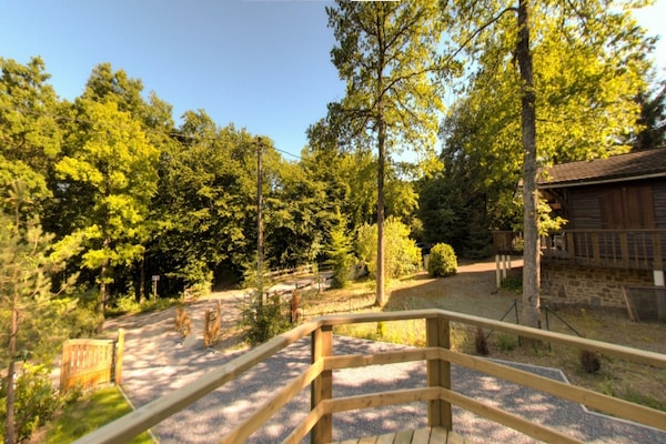 Foto van Luxe chalet met sauna in het bos nabij - Vakantiehuis in Barvaux - ViewSummer
