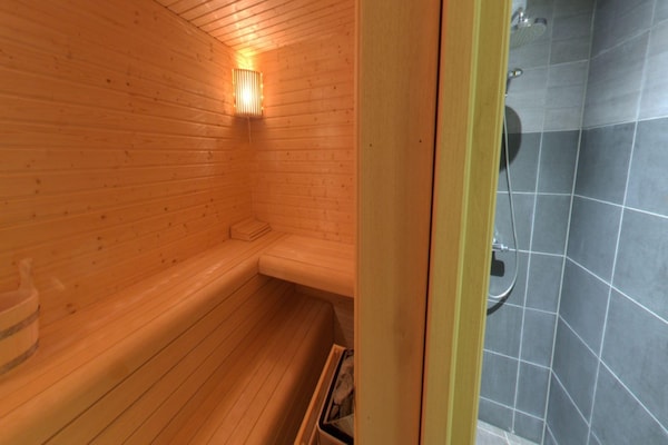 Foto van Luxe chalet met sauna in het bos nabij - Vakantiehuis in Barvaux - Sauna