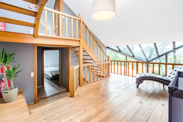 Foto van Villa in Ardennen met Zwembad en Natuur - Vakantiehuis in La Roche-en-Ardenne - Wellness
