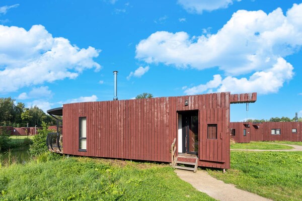 Foto van Bungalow nabij bos en meer - Vakantiehuis in Antoing - ExteriorSummer