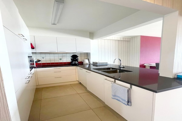 Foto van Appartement in Nieuwpoort met Zeezicht - Vakantiehuis in MIDDELKERKE - Kitchen