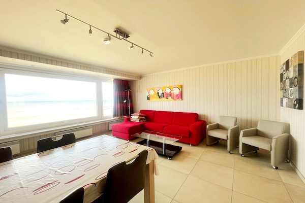 Foto van Appartement in Nieuwpoort met Zeezicht - Vakantiehuis in MIDDELKERKE - LivingRoom
