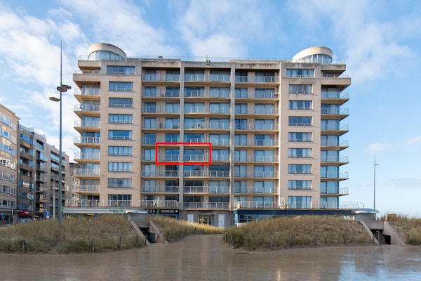 Foto van Appartement in Middelkerke bij Casino - Vakantiehuis in MIDDELKERKE - ExteriorSummer