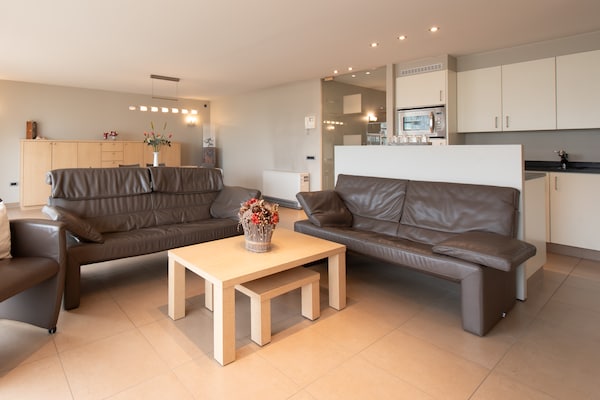 Foto van Appartement in Middelkerke bij Casino - Vakantiehuis in MIDDELKERKE - LivingRoom