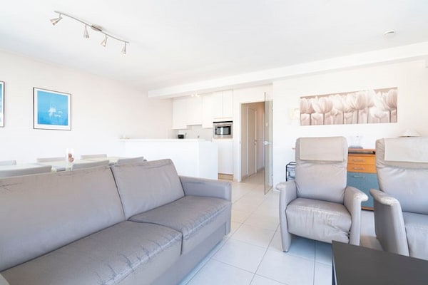 Foto van Appartement in Middelkerke met Zeezicht - Vakantiehuis in MIDDELKERKE - LivingRoom