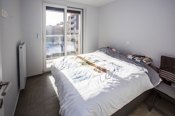 Foto van Prachtig appartement met fenomenaal zeezicht - Vakantiehuis in Westende - BedRoom