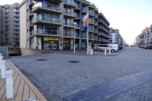 Foto van Appartement in Nieuwpoort in de buurt van het strand - ExteriorSummer