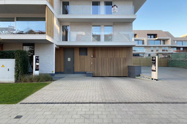 Foto van Appartement in de buurt van Marina Nieuwpoort en zwembad - ExteriorSummer