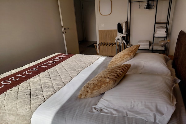 Foto van Luxe appartement met zwembad & parking - Vakantiehuis in Nieuwpoort - BedRoom