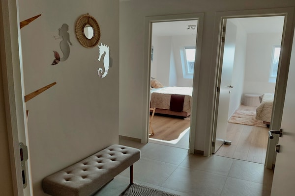 Foto van Luxe appartement met zwembad & parking - Vakantiehuis in Nieuwpoort - HallReception