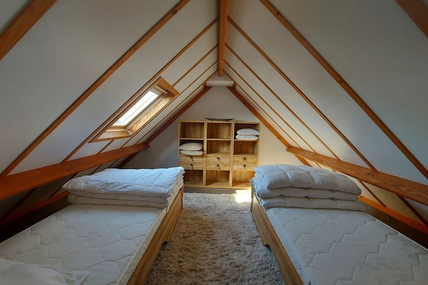 Foto van Gezellig Vakantiehuis in Nieuwpoort met zwembad in de zomer - BedRoom