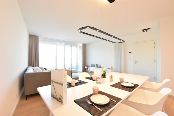 Foto van Heldere kustvakantie voor gezinnen - Vakantiehuis in De Panne - DiningRoom