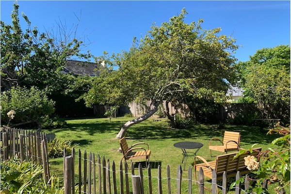 Foto van Vakantiehuis in Locquirec bij zandstrand - Vakantiehuis in Locquirec - GardenSummer
