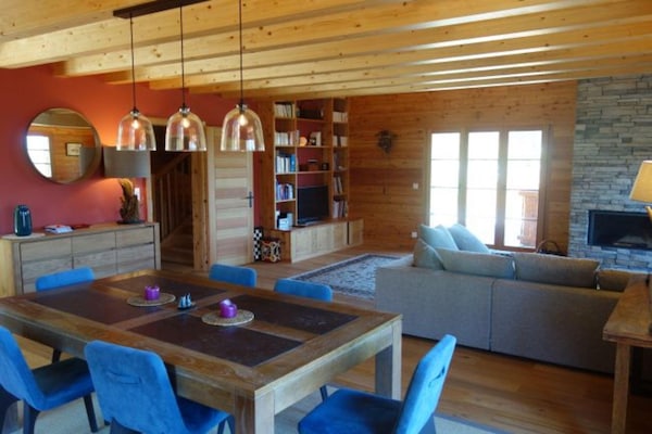 Foto van Chalet in Les Masses met tuin - Vakantiehuis in Les Masses - DiningRoom