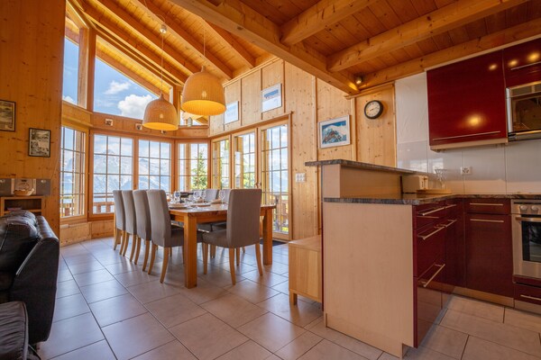 Foto van Chalet in Veysonnaz bij Skiliften - Vakantiehuis in Veysonnaz - DiningRoom