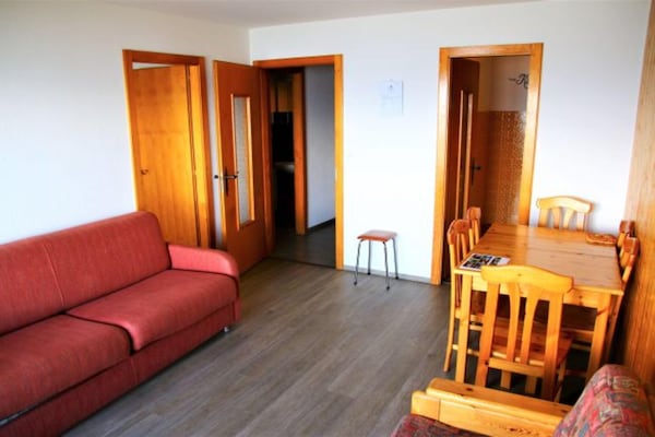 Foto van Appartement met uitzicht op de bergen in Veysonnaz - LivingRoom