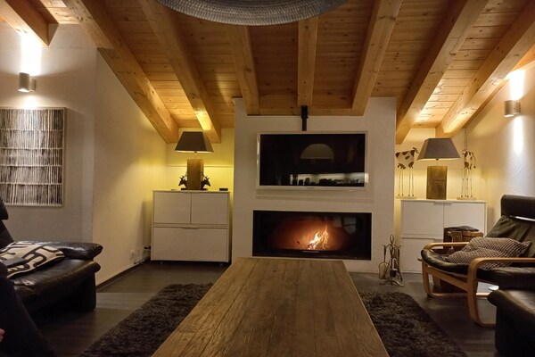 Foto van Appartement in Veysonnaz bij Gondel & Spa - Vakantiehuis in Veysonnaz - LivingRoom