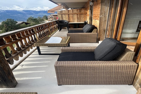 Foto van Luxe appartement in Veysonnaz - Vakantiehuis in Veysonnaz - TerraceBalcony