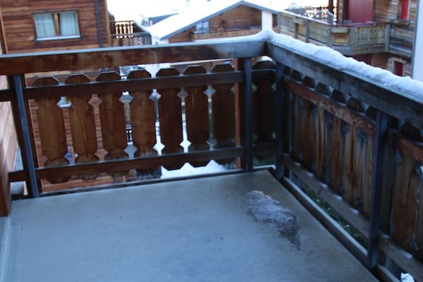 Foto van Luxe appartement met betaalde sauna - Vakantiehuis in Haute-Nendaz - TerraceBalcony