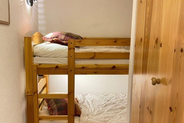Foto van Appartement in de buurt van Piste de Tracouet - Vakantiehuis in Haute-Nendaz - BedRoom
