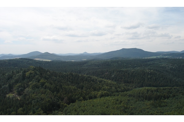 Foto van Vakantiehuis Knežice bij Jested Ski - Vakantiehuis in Jablonné V Podjestedí - ViewSummer