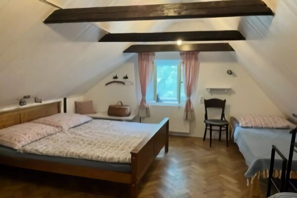 Foto van Vakantiehuis Knežice bij Jested Ski - Vakantiehuis in Jablonné V Podjestedí - BedRoom