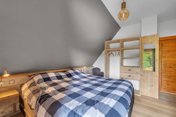 Foto van Villa in Tsjechië met Zwembad en Uitzicht - Vakantiehuis in Vidochov - BedRoom