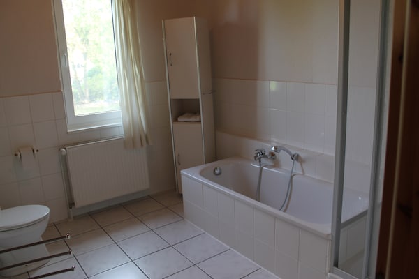 Foto van Luxe vakantieappartement in Boddin met tuin - Vakantiehuis in Walkendorf OT Boddin - BathRoom